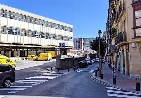 Riverside Old Town By Next Stop Appartamento Bilbao